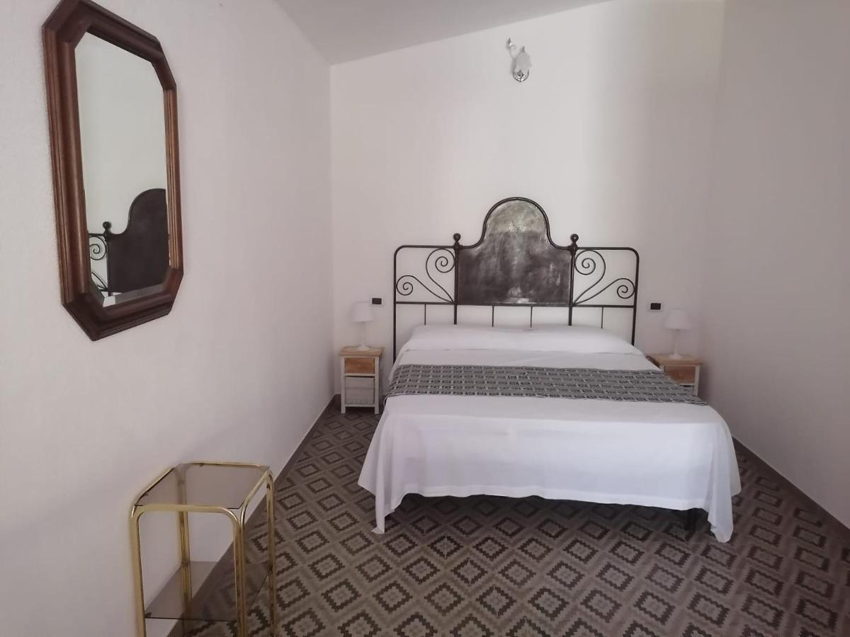 Agriturismo "Pirastreri" Siniscola Εξωτερικό φωτογραφία
